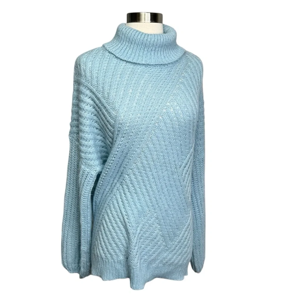LINE & DOT Bea Oversized Turtleneck Crochet Style Knit in Light Blue Medium New - Picture 6 of 13